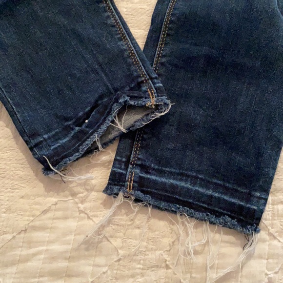 Lucky Brand Jeans - Picture 2 of 4